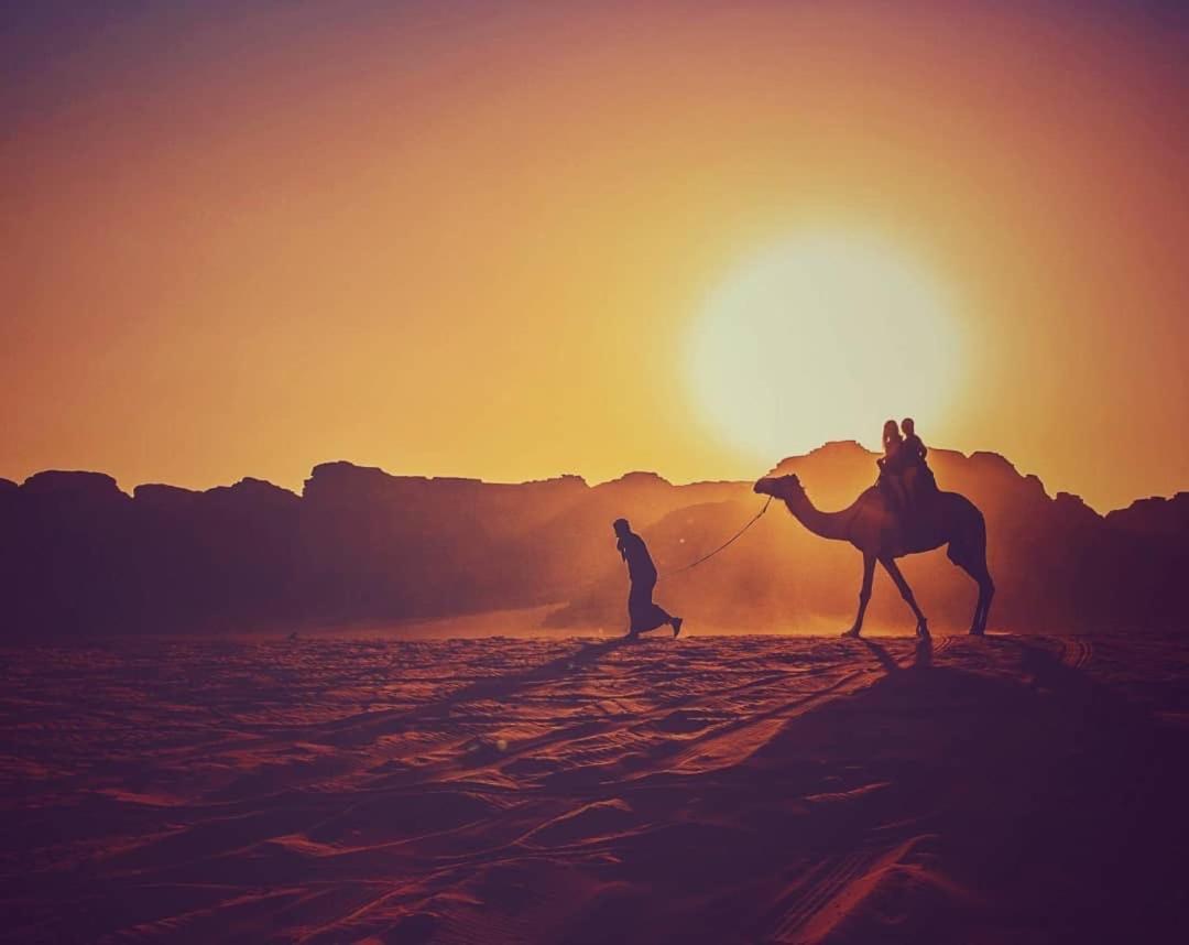 Desert Shine Camp وادي رم المظهر الخارجي الصورة