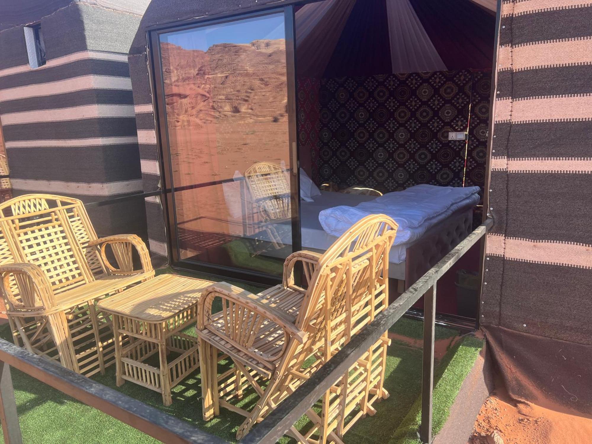 Desert Shine Camp وادي رم المظهر الخارجي الصورة